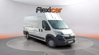 Usado Citroën Jumper 140 CV (102 kW) 2020 Blanco Monovolumen