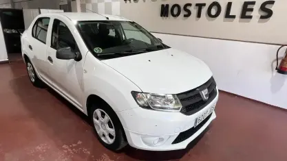 Begagnad Dacia Logan Lauréate 90 HK (66 kW) 2015 Vit Sedan