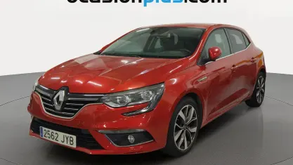 Occasion Renault Mégane Bose Edition 131 PK (96 kW) 2017 Rood Hatchback