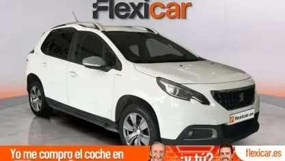 Usado Peugeot 2008 Style 82 CV (60 kW) 2018 Blanco SUV