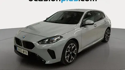 Usado BMW 120 163 CV (119 kW) 2025 Gris Utilitario