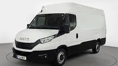 Usado 2023 Iveco Daily Berlina | 25.682 € (Buen precio)