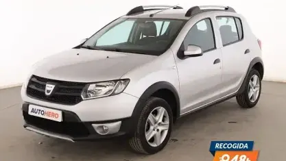 Usado Dacia Sandero Stepway 90 CV (66 kW) 2015 Gris Berlina