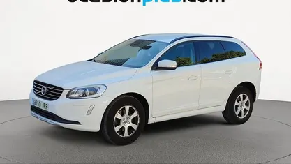 Usado Volvo XC60 Momentum 150 CV (110 kW) 2016 SUV