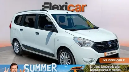 Usado Dacia Lodgy Comfort 116 CV (85 kW) 2022 Blanco Monovolumen