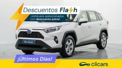 Blanco Usado 2020 Toyota RAV4 Hybrid Business Edition SUV | 27.190 € (Precio justo)