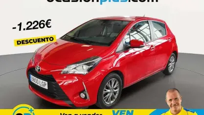 Usado Toyota Yaris Active 69 CV (50 kW) 2020 Rojo Utilitario
