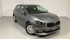Gris Nuevo 2025 Skoda Fabia Berlina | 16.900 € (Buen precio)