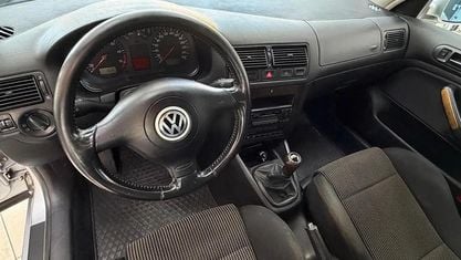 Occasion VW Golf IV GTI 115 ch (84 kW) 2000 Gris