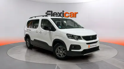 Usado Peugeot Rifter Allure 131 CV (96 kW) 2022 Blanco Monovolumen
