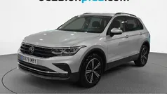 Gris plata Usado 2022 VW Tiguan Life SUV | 27.091 € (Super precio)