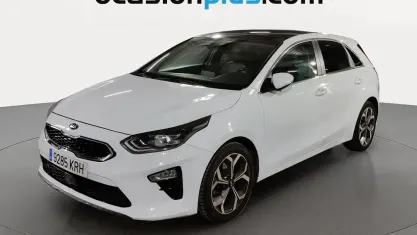 Usado Kia Ceed Launch Edition 120 CV (88 kW) 2018 Blanco Utilitario