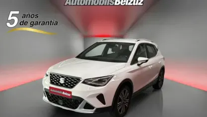Usado Seat Arona Xperience 110 CV (80 kW) 2023 Blanco SUV