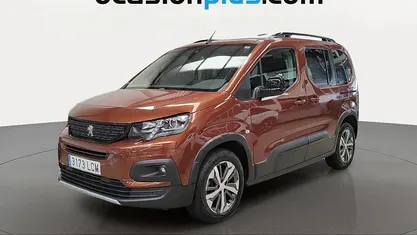 Usado Peugeot Rifter GT-line 131 CV (96 kW) 2019 Monovolumen