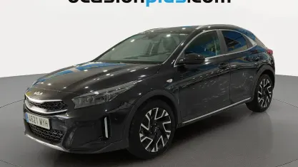 Usado Kia XCeed 101 CV (74 kW) 2025 Negro SUV