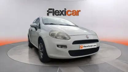 Usado Fiat Punto S 69 CV (50 kW) 2018 Blanco Utilitario