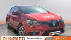 Rojo Usado 2017 Renault Mégane IV Business Berlina | 10.990 € (Precio justo)
