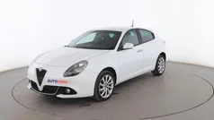 Blanco Usado 2019 Alfa Romeo Giulietta Super Utilitario | 14.999 € (Precio justo)