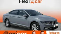 Gris Usado 2022 VW Passat Business Berlina | 21.990 € (Precio justo)
