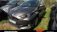 Gris Usado 2023 Mazda 2 Center-Line Berlina | 16.850 € (Precio justo)