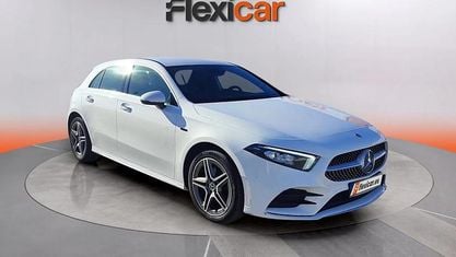 Używany Mercedes A250 218 KM (160 kW) 2021 Biały Sedan/Limuzyna