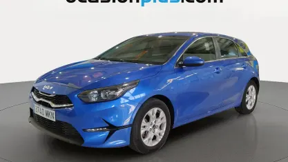 Usado Kia Ceed 120 CV (88 kW) 2023 Azul Utilitario