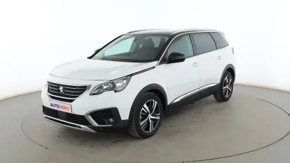 Usado Peugeot 5008 Allure 130 CV (95 kW) 2019 Blanco SUV