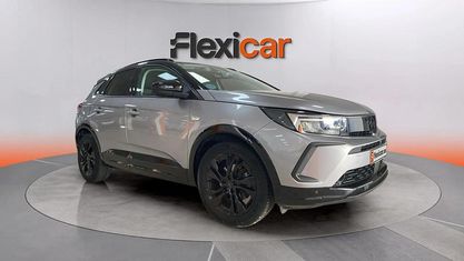 Usado Opel Grandland X GS Line 131 CV (96 kW) 2022 Gris SUV