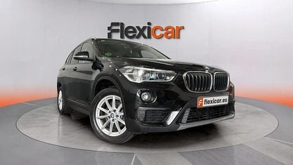 Käytetty BMW X1 150 HP (110 kW) 2019 Musta Katumaasturi