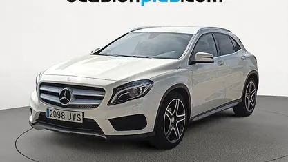 Usado 2017 Mercedes GLA200 AMG line SUV | 19.445 € (Precio justo)