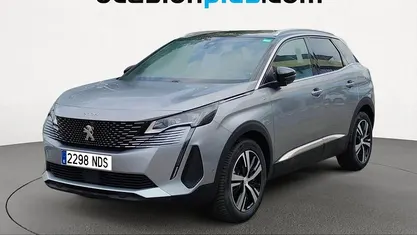 Usado Peugeot 3008 GT 136 CV (100 kW) 2024 Gris SUV