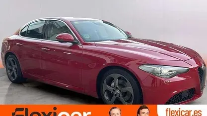 Rojo Usado 2017 Alfa Romeo Giulia Berlina | 15.490 € (Super precio)