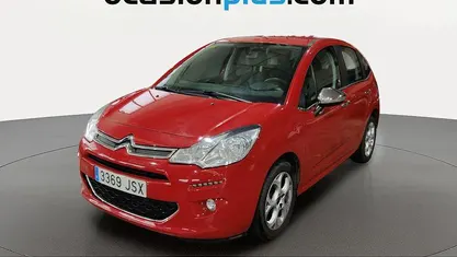 Usado Citroën C3 PureTech 82 CV (60 kW) 2016 Rojo Utilitario
