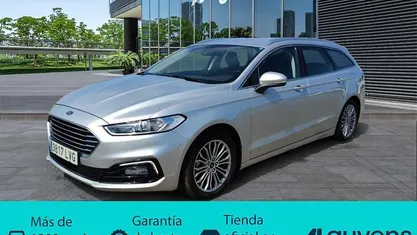 Usado Ford Mondeo Titanium 187 CV (137 kW) 2021 Familiar