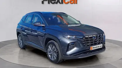 Usado Hyundai Tucson 137 CV (100 kW) 2022 Gris SUV