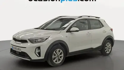 Usado Kia Stonic 79 CV (58 kW) 2025 Blanco SUV