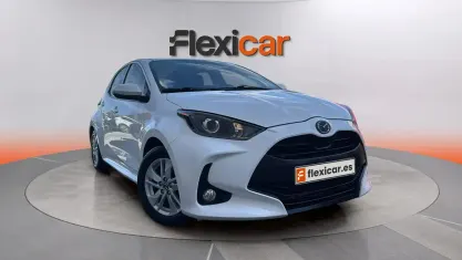 Usado Mazda 2 Exclusive-Line 90 CV (66 kW) 2023 Blanco Utilitario