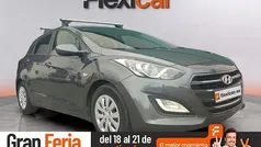 Gris / plata Usado 2017 Hyundai i30 Berlina | 10.990 € (Super precio)
