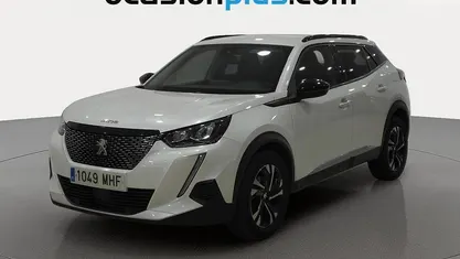 Usado Peugeot 2008 Allure 101 CV (74 kW) 2023 SUV