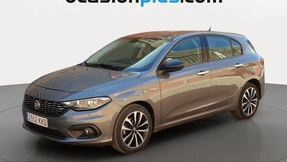 Usado Fiat Tipo Lounge 120 CV (88 kW) 2018 Gris Utilitario
