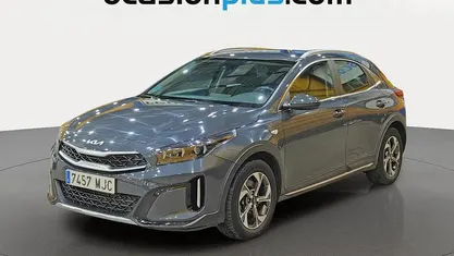 Usado Kia XCeed 120 CV (88 kW) 2023 Gris SUV