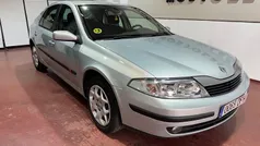 Gris Usado 2005 Renault Laguna II Expression Berlina | 3500 € (Precio justo)