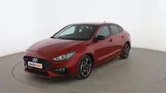 Rojo Usado 2023 Hyundai i30 N Line Berlina | 19.199 € (Precio justo)