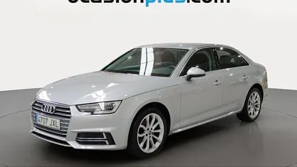 Usado Audi A4 S-Line 150 CV (110 kW) 2017 Gris plata Berlina