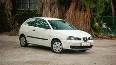 Gris Usado 2002 Seat Ibiza Stella Utilitario | 2500 € (Precio justo)