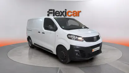 Usado Fiat Scudo 120 CV (88 kW) 2023 Blanco Van