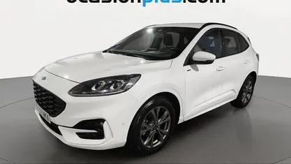 Usado Ford Kuga ST-Line 190 CV (139 kW) 2023 Blanco SUV