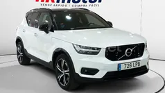 Blanco Usado 2021 Volvo XC40 R-Design SUV | 27.590 € (Precio justo)