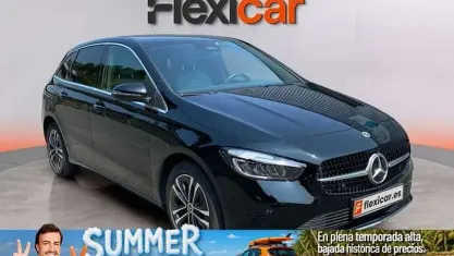 Usado Mercedes B250 218 CV (160 kW) 2023 Negro Utilitario