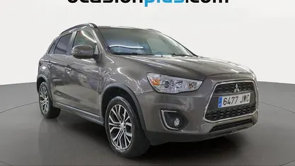 Usado Mitsubishi ASX Motion 117 CV (86 kW) 2017 Gris SUV